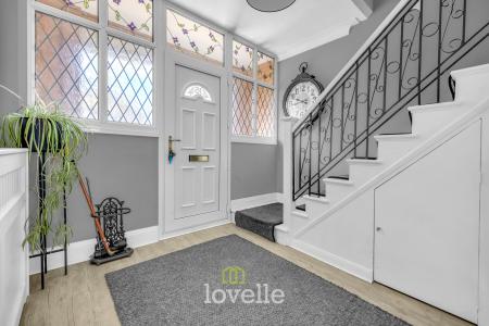 4 bedroom Detached house for sale in Beacon Court, Grimsby, DN32