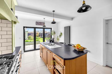 4 bedroom Detached house for sale in Beacon Court, Grimsby, DN32