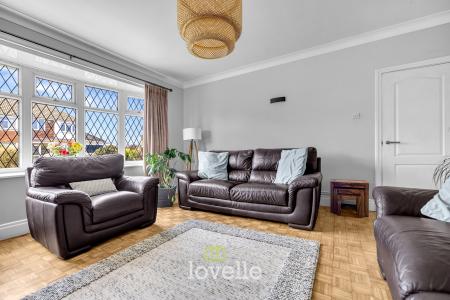 4 bedroom Detached house for sale in Beacon Court, Grimsby, DN32