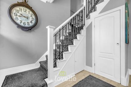 4 bedroom Detached house for sale in Beacon Court, Grimsby, DN32