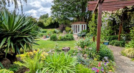 4 bedroom Detached bungalow for sale in Waithe Lane, Brigsley, DN37