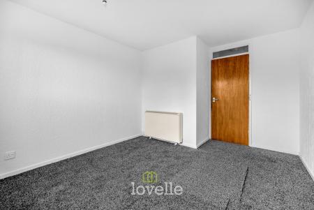 1 bedroom Flat for sale in Bodiam Way, Grimsby, DN32