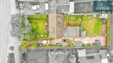 4 bedroom Semi-detached bungalow for sale in Conisholme Road, North Somercotes, LN11