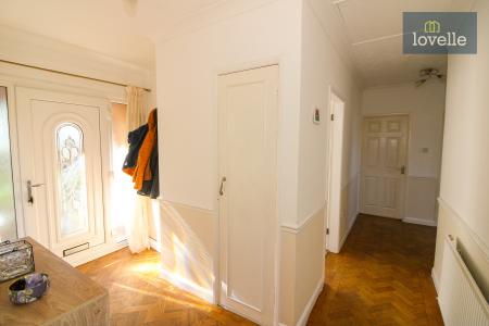 4 bedroom Semi-detached bungalow for sale in Conisholme Road, North Somercotes, LN11