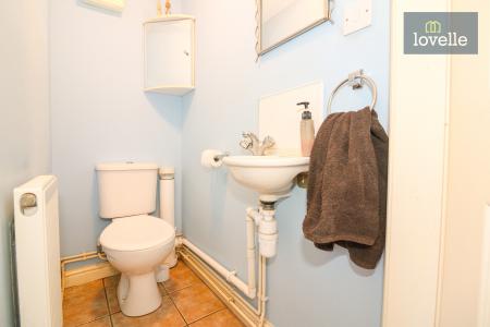 4 bedroom Semi-detached bungalow for sale in Conisholme Road, North Somercotes, LN11