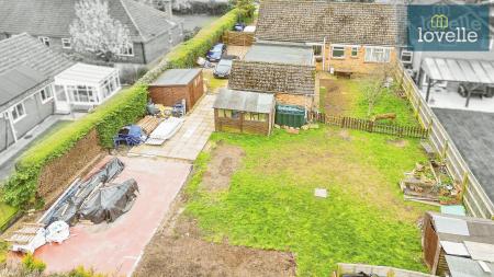 4 bedroom Semi-detached bungalow for sale in Conisholme Road, North Somercotes, LN11