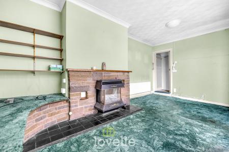 3 bedroom Terraced House for sale in Welholme Road, Grimsby, DN32