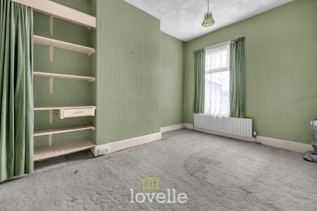 3 bedroom Terraced House for sale in Welholme Road, Grimsby, DN32