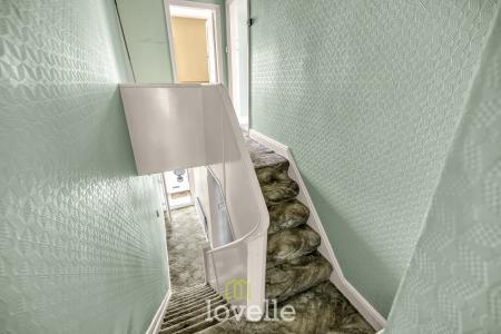 3 bedroom Terraced House for sale in Welholme Road, Grimsby, DN32