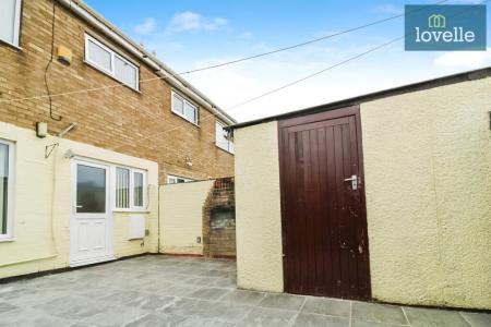 3 bedroom Terraced House to let in Westerdale Way, Grimsby, DN37