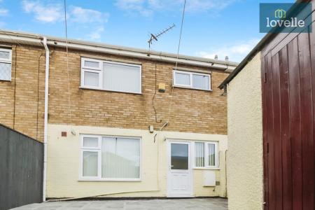3 bedroom Terraced House to let in Westerdale Way, Grimsby, DN37