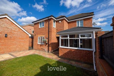 4 bedroom Detached house for sale in Belgrave Road, Scartho Top, Grimsby, DN33