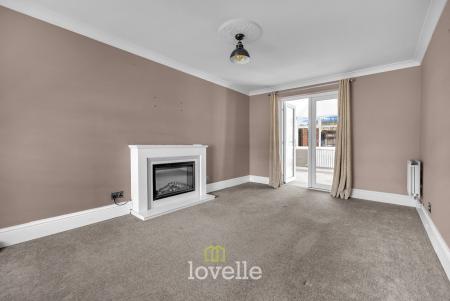 4 bedroom Detached house for sale in Belgrave Road, Scartho Top, Grimsby, DN33