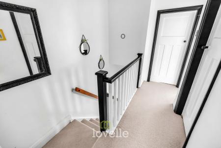 3 bedroom Terraced House for sale in Henry Street, Grimsby, DN31