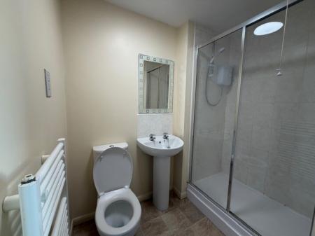3 bedroom Terraced House to let in Hornbeam Drive, Healing, DN41