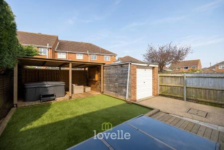 3 bedroom Semi-detached house for sale in Birkdale, Waltham, DN37