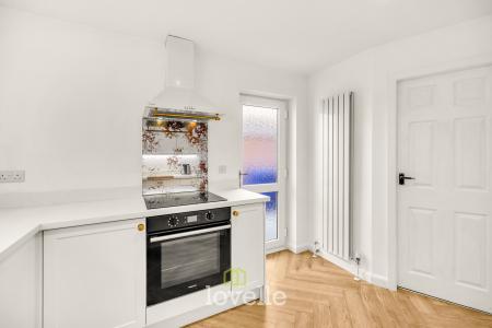 3 bedroom Semi-detached house for sale in Birkdale, Waltham, DN37