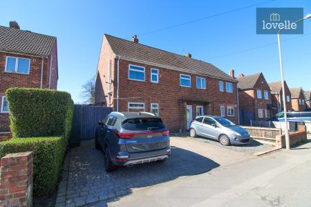 St Bernards Avenue, Louth, LN11