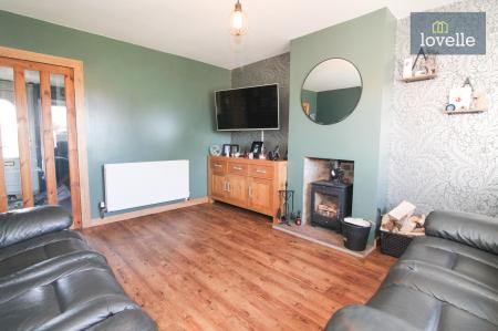 3 bedroom Semi-detached house for sale in St Bernards Avenue, Louth, LN11