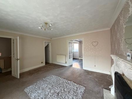 3 bedroom Terraced House to let in Yarborough Drive, Grimsby, DN31