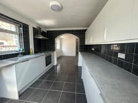 3 bedroom Terraced House to let in Durban Road, Grimsby, DN32