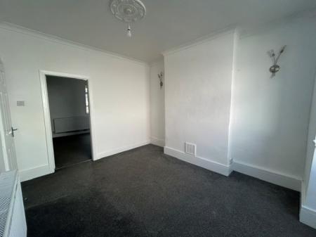 3 bedroom Terraced House to let in Durban Road, Grimsby, DN32
