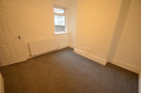 3 bedroom Terraced House to let in Durban Road, Grimsby, DN32