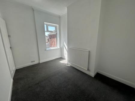 3 bedroom Terraced House to let in Durban Road, Grimsby, DN32