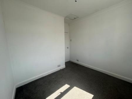 3 bedroom Terraced House to let in Durban Road, Grimsby, DN32