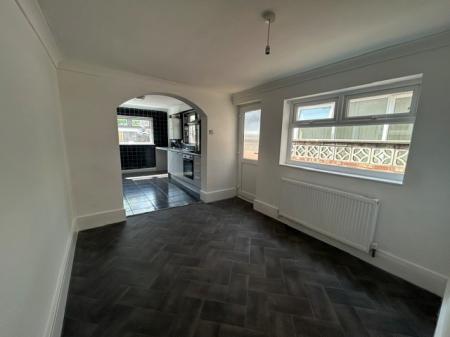 3 bedroom Terraced House to let in Durban Road, Grimsby, DN32
