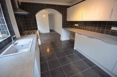 3 bedroom Terraced House to let in Durban Road, Grimsby, DN32
