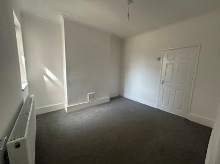 3 bedroom Terraced House to let in Durban Road, Grimsby, DN32