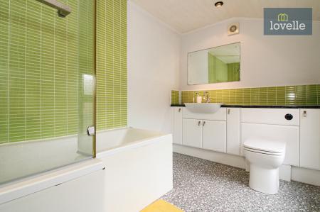 2 bedroom Terraced House for sale in Brackenborough Road, Louth, LN11