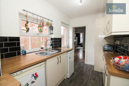 2 bedroom Terraced House for sale in Brackenborough Road, Louth, LN11