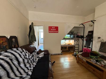 3 bedroom Terraced House for sale in Castle Street, Grimsby, DN32