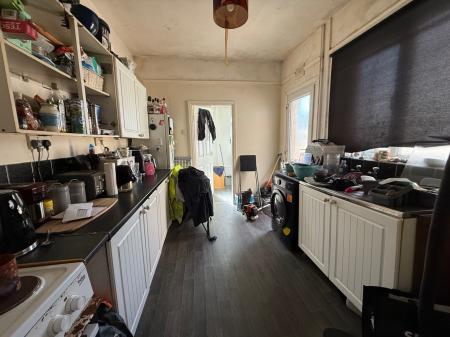 3 bedroom Terraced House for sale in Castle Street, Grimsby, DN32