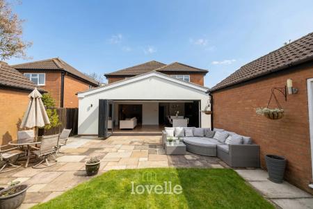 4 bedroom Detached house for sale in Cheapside, Waltham, DN37