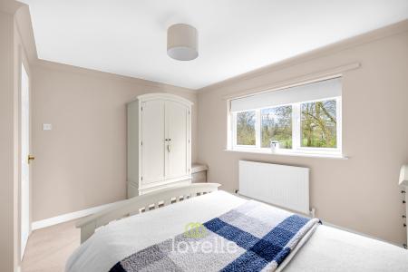 4 bedroom Detached house for sale in Cheapside, Waltham, DN37