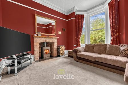 7 bedroom Detached house for sale in Abbey Road, Grimsby, DN32