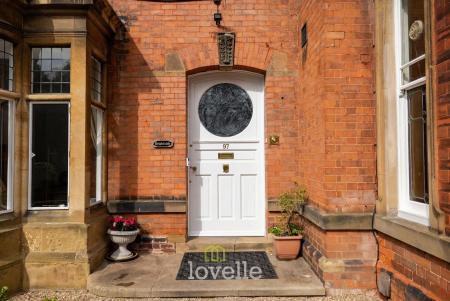 7 bedroom Detached house for sale in Abbey Road, Grimsby, DN32