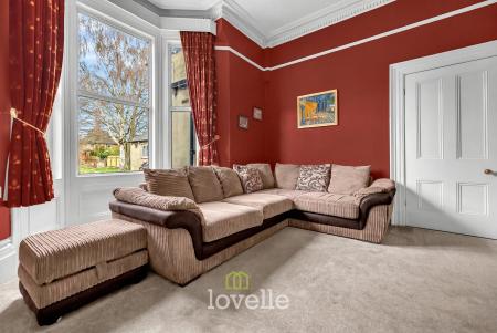 7 bedroom Detached house for sale in Abbey Road, Grimsby, DN32