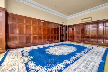 7 bedroom Detached house for sale in Abbey Road, Grimsby, DN32