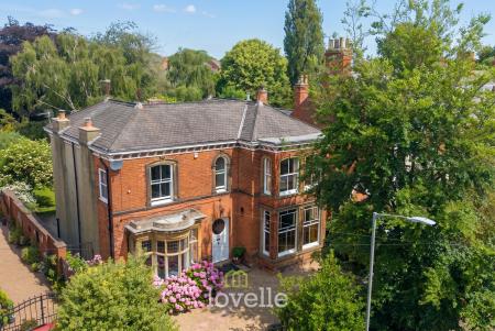 7 bedroom Detached house for sale in Abbey Road, Grimsby, DN32