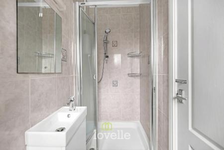 7 bedroom Detached house for sale in Abbey Road, Grimsby, DN32