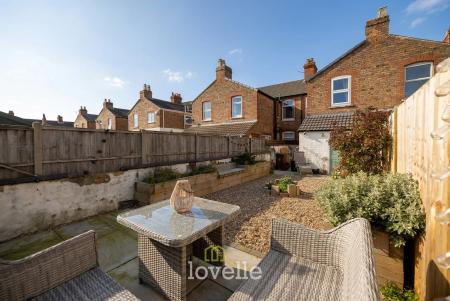 3 bedroom Terraced House for sale in St Augustine Avenue, Grimsby, DN32