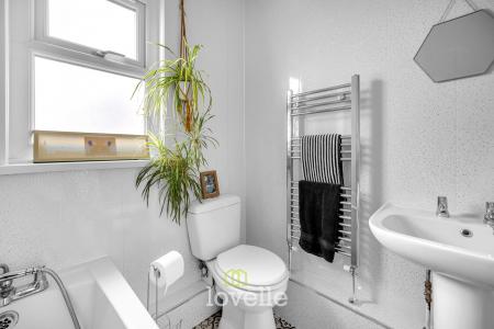 3 bedroom Terraced House for sale in St Augustine Avenue, Grimsby, DN32