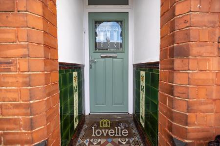 3 bedroom Terraced House for sale in St Augustine Avenue, Grimsby, DN32