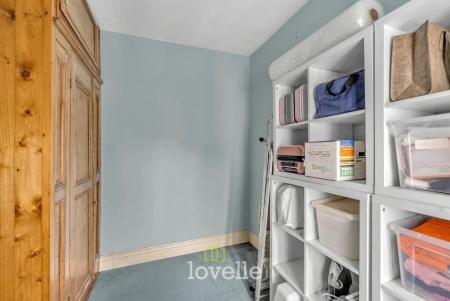 4 bedroom Terraced House for sale in Sackville Street, Grimsby, DN34