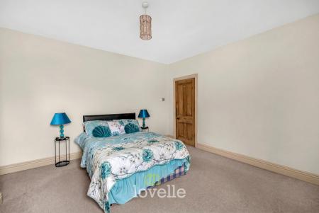 4 bedroom Terraced House for sale in Sackville Street, Grimsby, DN34