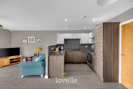 2 bedroom Semi-detached bungalow for sale in The Cedars, Grimsby, DN34